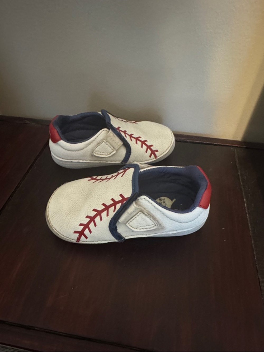 Stride Rite Toddler Baseball Slip-On Shoes with Red Stitching 6W - Picture 3 of 7